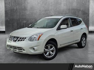 Used 2011 Nissan Rogue SV image 1