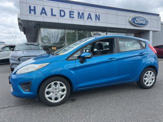 Used 2013 Ford Fiesta SE image 1
