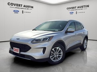 Used 2020 Ford Escape SE image 1