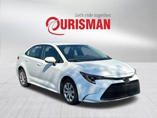 Used 2024 Toyota Corolla LE image 1