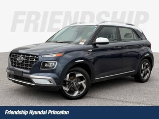 Used 2024 Hyundai Venue Limited image 1