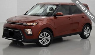 Used 2023 Kia Soul LX image 1