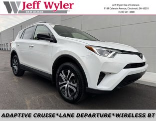 Used 2017 Toyota RAV4 LE image 1