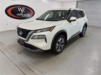 Used 2021 Nissan Rogue SV image 1