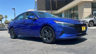 Certified 2022 Hyundai Elantra SEL image 1