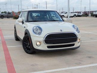 Used 2018 MINI Cooper 2-Door Hardtop image 1