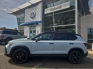 New 2025 Volkswagen Taos SE image 1
