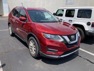 Used 2018 Nissan Rogue SV image 1