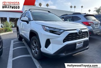 Used 2022 Toyota RAV4 XLE image 1