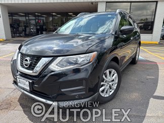 Used 2017 Nissan Rogue SV image 1