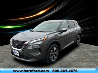Used 2021 Nissan Rogue SV image 1