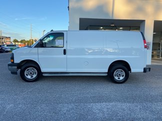 Used 2022 GMC Savana 2500 w/ Driver Convenience Package video 2