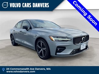 Used 2024 Volvo S60 B5 Core image 1