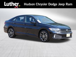 Used 2024 Volkswagen Jetta Sport image 1
