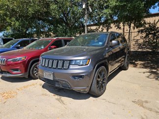 Used 2020 Jeep Grand Cherokee Altitude image 1