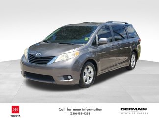 Used 2012 Toyota Sienna LE image 1