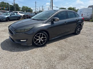 Used 2015 Ford Focus SE w/ SE Sport Package image 1
