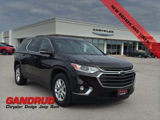 Used 2018 Chevrolet Traverse LT image 1