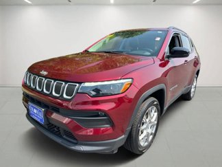 Used 2022 Jeep Compass Latitude w/ Sun and Sound Group image 1