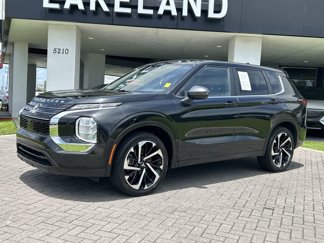 Used 2022 Mitsubishi Outlander ES image 1