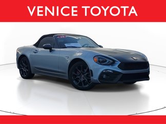 Used 2018 FIAT 124 Spider Abarth w/ Convenience Group image 1