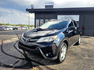 Used 2015 Toyota RAV4 LE image 1