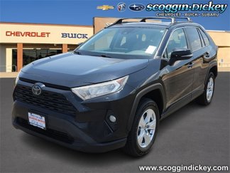 Used 2021 Toyota RAV4 XLE image 1