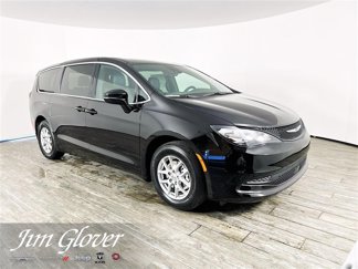 New 2025 Chrysler Voyager LX image 1