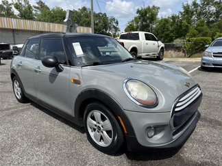 Used 2015 MINI Cooper 4-Door Hardtop image 1