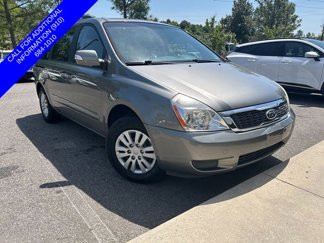 Used 2011 Kia Sedona LX image 1