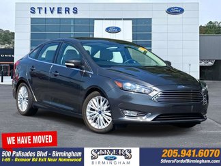 Used 2017 Ford Focus Titanium image 1