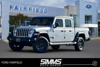 Used 2020 Jeep Gladiator Sport image 1