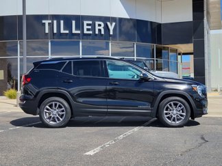 Used 2022 GMC Terrain SLT video 1
