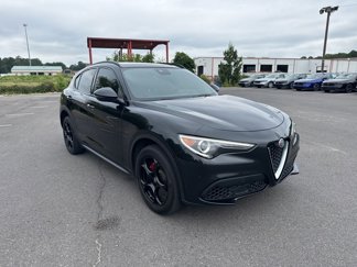 Used 2018 Alfa Romeo Stelvio Ti Sport image 1