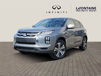 Used 2023 Mitsubishi Outlander Sport SE image 1