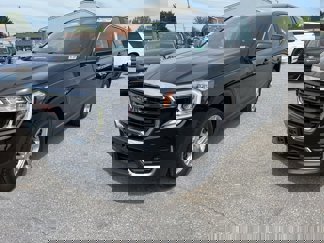 Used 2022 GMC Terrain SLE image 1