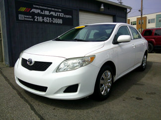 Used 2010 Toyota Corolla XLE image 1