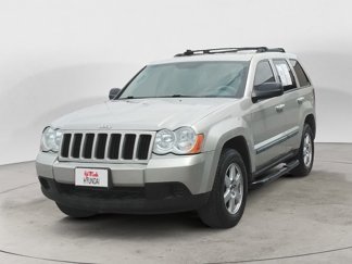 Used 2009 Jeep Grand Cherokee Laredo image 1