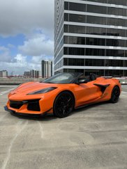 Used 2023 Chevrolet Corvette Z06 w/ Z07 Performance Package image 1