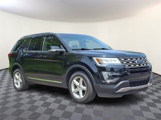 Used 2016 Ford Explorer XLT w/ Equipment Group 202A image 1