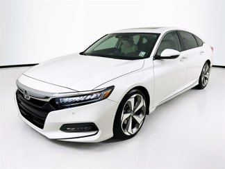 Used 2018 Honda Accord Touring image 1
