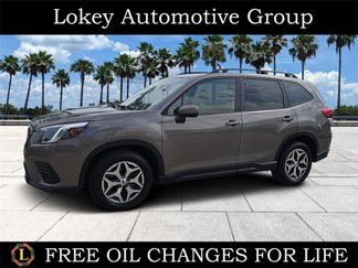 Certified 2022 Subaru Forester Premium image 1
