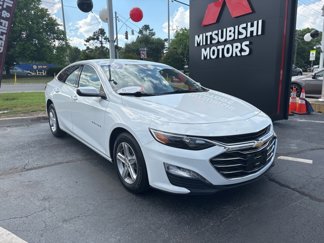 Used 2023 Chevrolet Malibu LT image 1