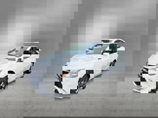 Used 2017 Toyota Camry SE video 1