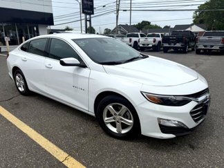 Used 2023 Chevrolet Malibu LT image 1