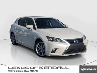 Used 2015 Lexus CT 200h image 1