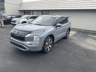 New 2025 Mitsubishi Outlander AWD image 1