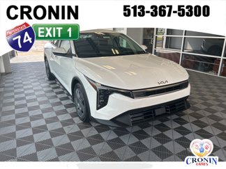 New 2025 Kia K4 LX image 1