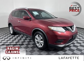 Used 2016 Nissan Rogue SV image 1