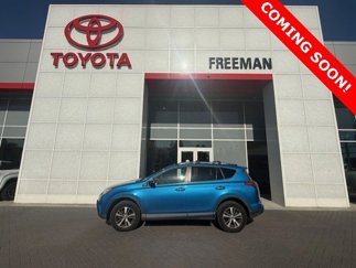 Used 2018 Toyota RAV4 XLE image 1